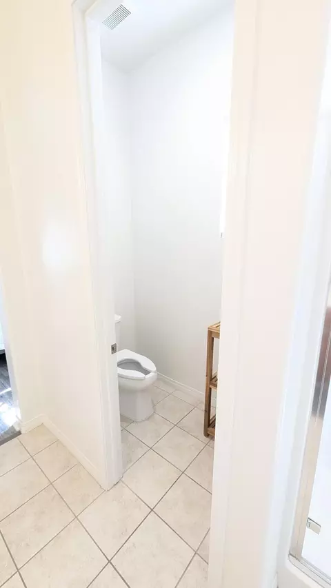 Bath - 43890 Treviso Dr, Indio, CA 92203 photo 2 of 5
