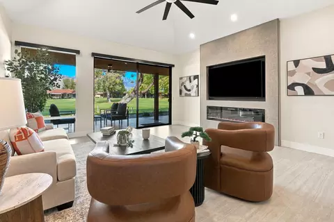 32 La Ronda Dr, Rancho Mirage, CA 92270