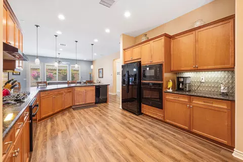 Kitchen - 43086 Borretti Way, Indio, CA 92203 photo 3 of 6