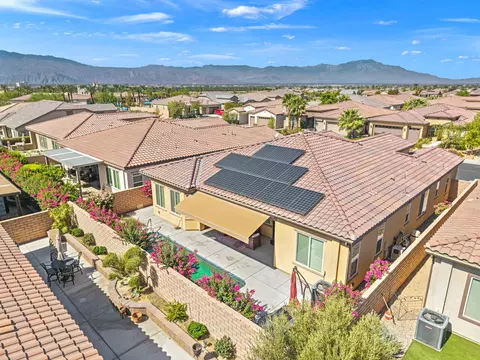View/Area - 43086 Borretti Way, Indio, CA 92203 photo 4 of 20