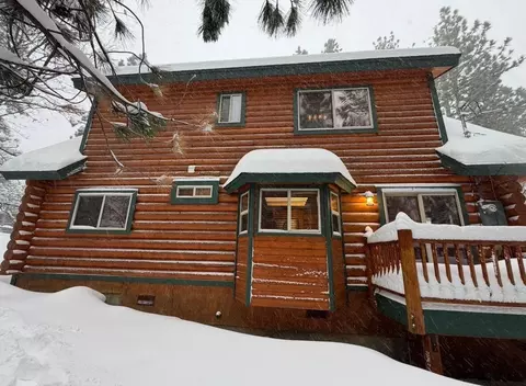 Exterior - 656 Saint Moritz Dr, Big Bear Lake, CA 92315 photo 16 of 17