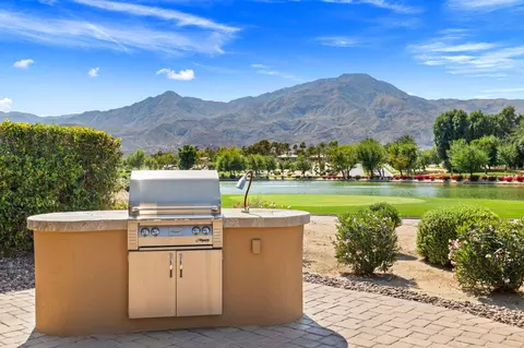Exterior - 60553 Juniper Ln, La Quinta, CA 92253 photo 4 of 15