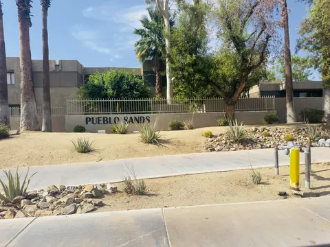 454 Bradshaw Ln, Palm Springs, CA 92262