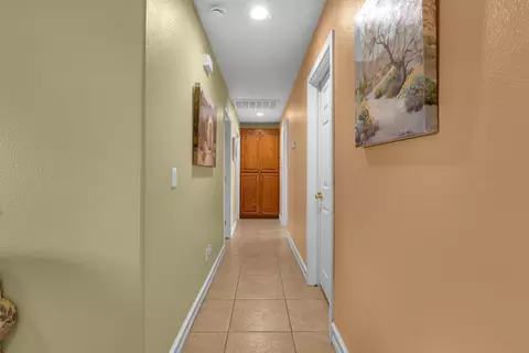 Entry Way - 58253 Carlyle Dr, Yucca Valley, CA 92284 photo 2 of 2