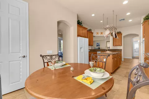 Dining - 40159 Camino Montecito, Indio, CA 92203 photo 2 of 4