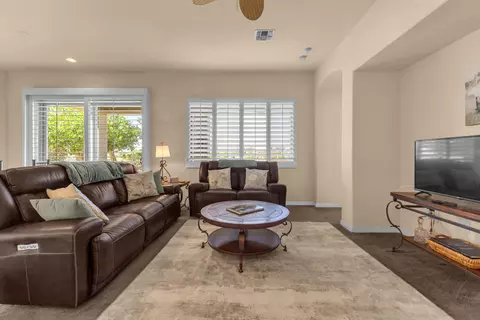 Living - 40159 Camino Montecito, Indio, CA 92203 photo 2 of 6