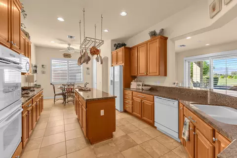 Kitchen - 40159 Camino Montecito, Indio, CA 92203 photo 1 of 7
