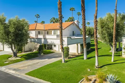 674 Vista Lago Cir N, Palm Desert, CA 92211