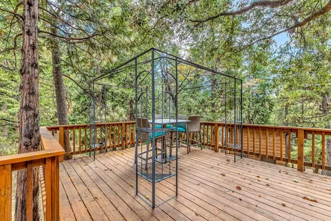 Exterior - 52230 Sylvan Way, Idyllwild, CA 92549 photo 6 of 23