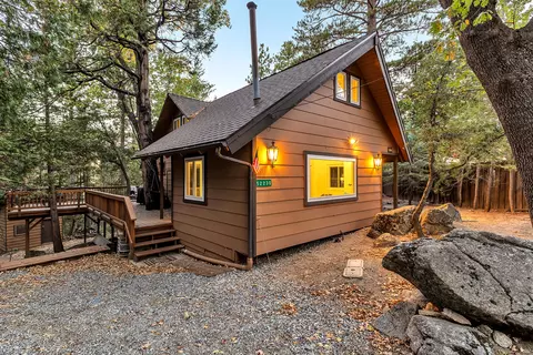 Exterior - 52230 Sylvan Way, Idyllwild, CA 92549 photo 16 of 23