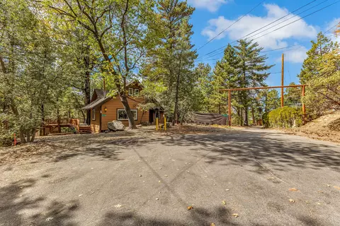Exterior - 52230 Sylvan Way, Idyllwild, CA 92549 photo 14 of 23