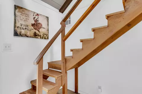 Entry Way - 52230 Sylvan Way, Idyllwild, CA 92549 photo 4 of 7