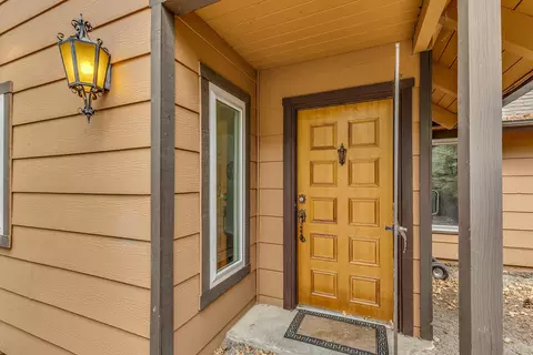 Entry Way - 52230 Sylvan Way, Idyllwild, CA 92549 photo 1 of 7