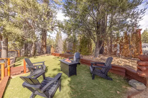 Exterior - 42948 Moonridge Rd, Big Bear City, CA 92314 photo 10 of 26