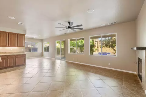 Living - 84560 Bellissimo Cir, Indio, CA 92203 photo 3 of 7