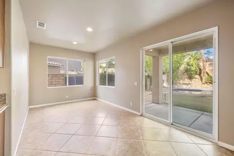 Living - 84560 Bellissimo Cir, Indio, CA 92203 photo 6 of 7