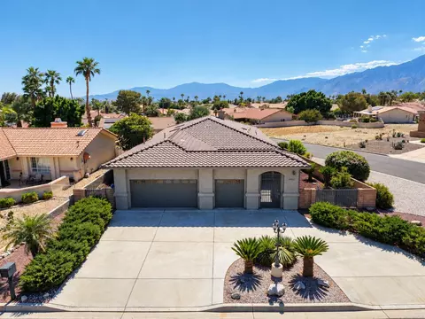 8963 Warwick Dr, Desert Hot Springs, CA 92240