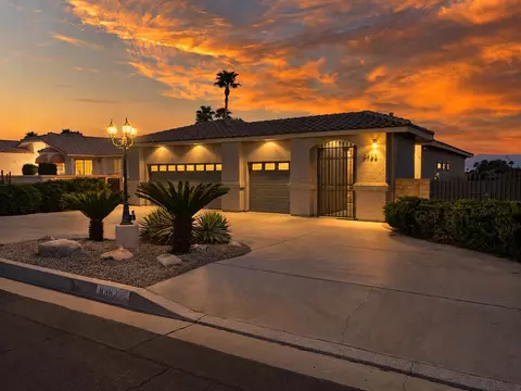 8963 Warwick Dr, Desert Hot Springs, CA 92240