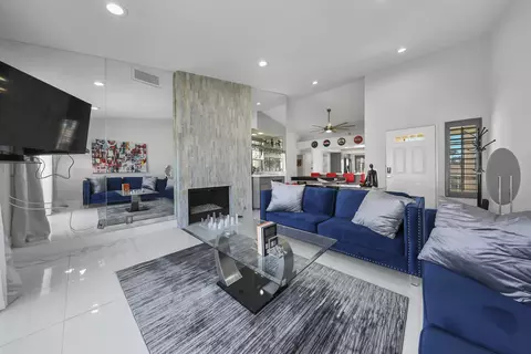 149 Desert Falls Dr E, Palm Desert, CA 92211