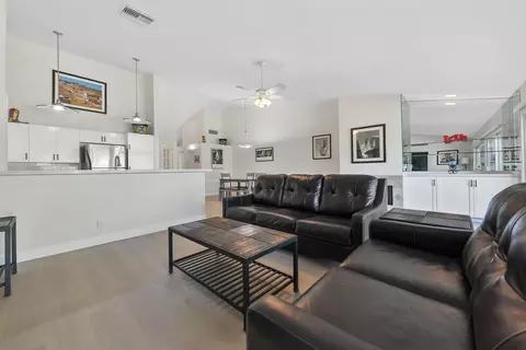 77600 Woodhaven Dr N, Palm Desert, CA 92211