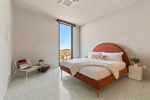 Bedroom - 1824 Mountain Shadow Rd, Joshua Tree, CA 92252 photo 4 of 6