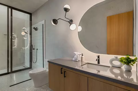 Bath - 1824 Mountain Shadow Rd, Joshua Tree, CA 92252 photo 1 of 6