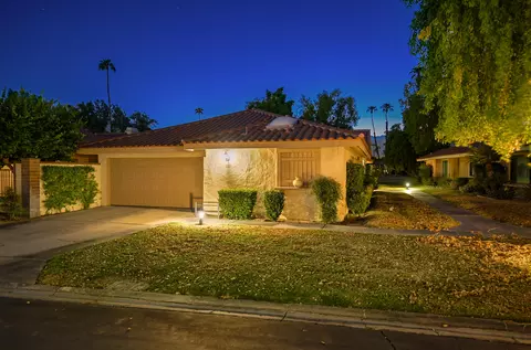 239 Santa Barbara Cir, Palm Desert, CA 92260