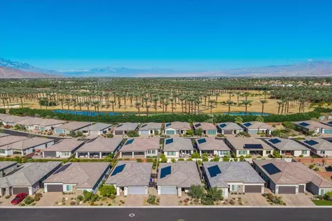 View/Area - 82460 Crane Dr, Indio, CA 92201 photo 4 of 6