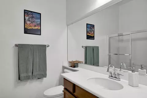 Bath - 84280 Acqua Ct, Indio, CA 92203 photo 3 of 3