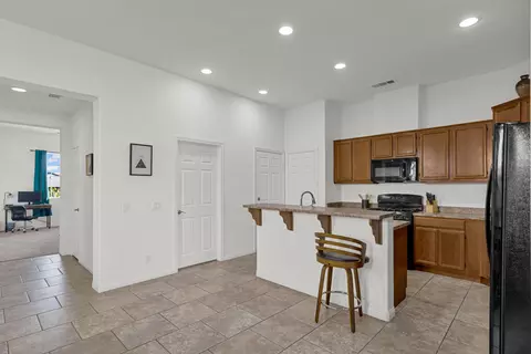 Kitchen - 84280 Acqua Ct, Indio, CA 92203 photo 1 of 2