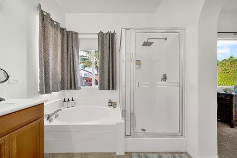 Bath - 84280 Acqua Ct, Indio, CA 92203 photo 2 of 3