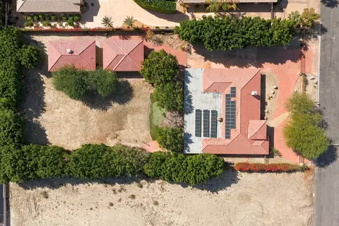 77935 Delaware Pl, Palm Desert, CA 92211