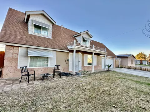 Exterior - 369 N 10th St, Blythe, CA 92225 photo 2 of 3
