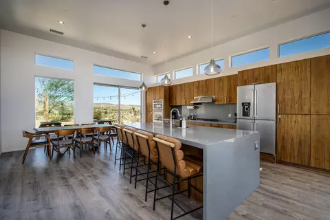 Kitchen - 5098 Balsa Ave, Yucca Valley, CA 92284 photo 1 of 4
