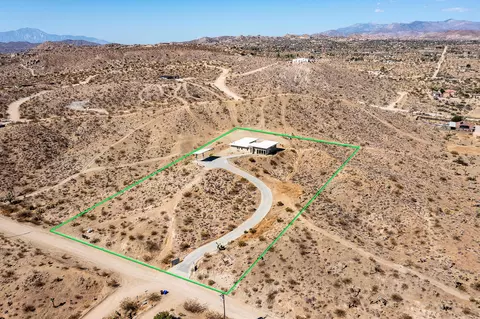 View/Area - 5098 Balsa Ave, Yucca Valley, CA 92284 photo 2 of 3