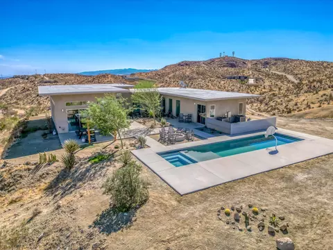 Exterior - 5098 Balsa Ave, Yucca Valley, CA 92284 photo 1 of 20