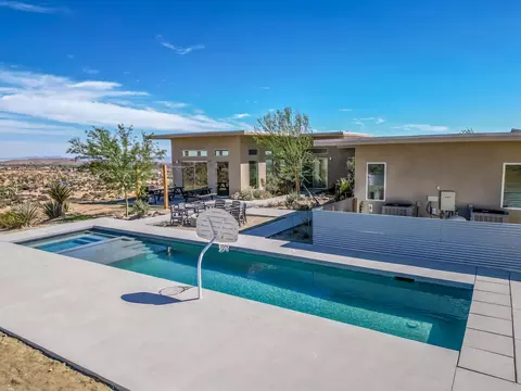 Exterior - 5098 Balsa Ave, Yucca Valley, CA 92284 photo 2 of 20