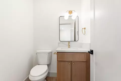 Bath - 83712 Cardinal Ave, Indio, CA 92201 photo 2 of 2