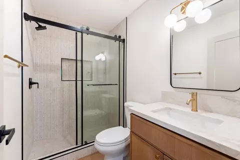 Bath - 83712 Cardinal Ave, Indio, CA 92201 photo 1 of 2