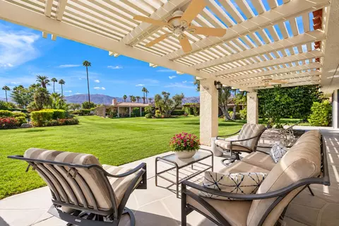8 Stanford Dr, Rancho Mirage, CA 92270