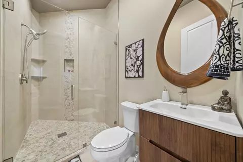 Bath - 82455 Live Oak Canyon Dr, Indio, CA 92201 photo 4 of 4