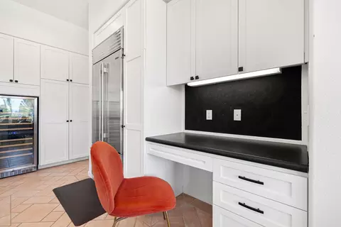Kitchen - 236 Eagle Dance Cir, Palm Desert, CA 92211 photo 4 of 6