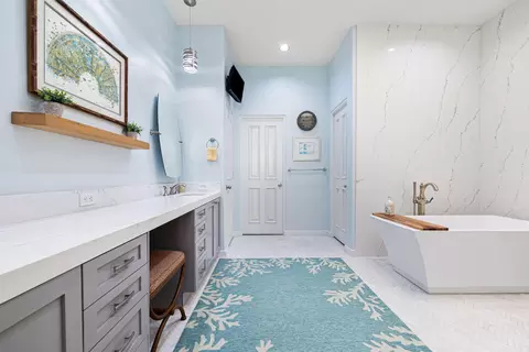 Bath - 236 Eagle Dance Cir, Palm Desert, CA 92211 photo 3 of 11