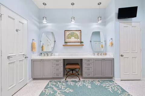 Bath - 236 Eagle Dance Cir, Palm Desert, CA 92211 photo 1 of 11