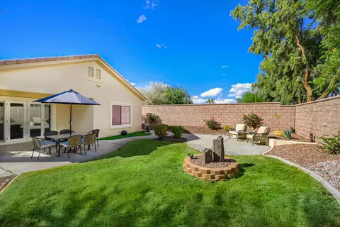 39667 Kent Dr, Palm Desert, CA 92211