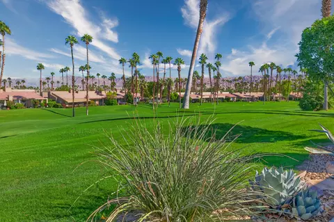 76700 Chrysanthemum Way, Palm Desert, CA 92211