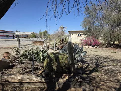 Exterior - 9554 Avenue E, Bombay Beach, CA 92257 photo 12 of 23