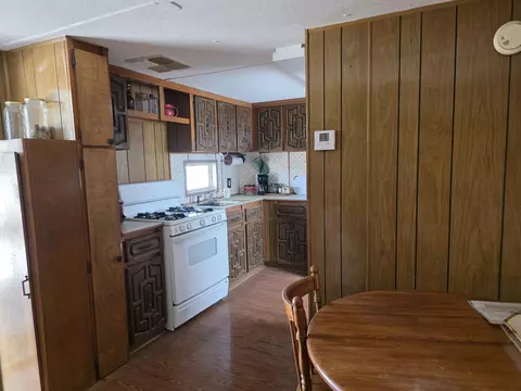 Kitchen - 9554 Avenue E, Bombay Beach, CA 92257 photo 1 of 3