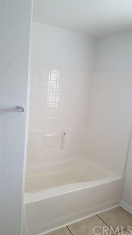 13041 Rancho Bernardo St, Hesperia, CA 92344 photo 9