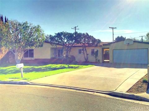1240 E Crestbrook Pl, Anaheim, CA 92805 photo 2